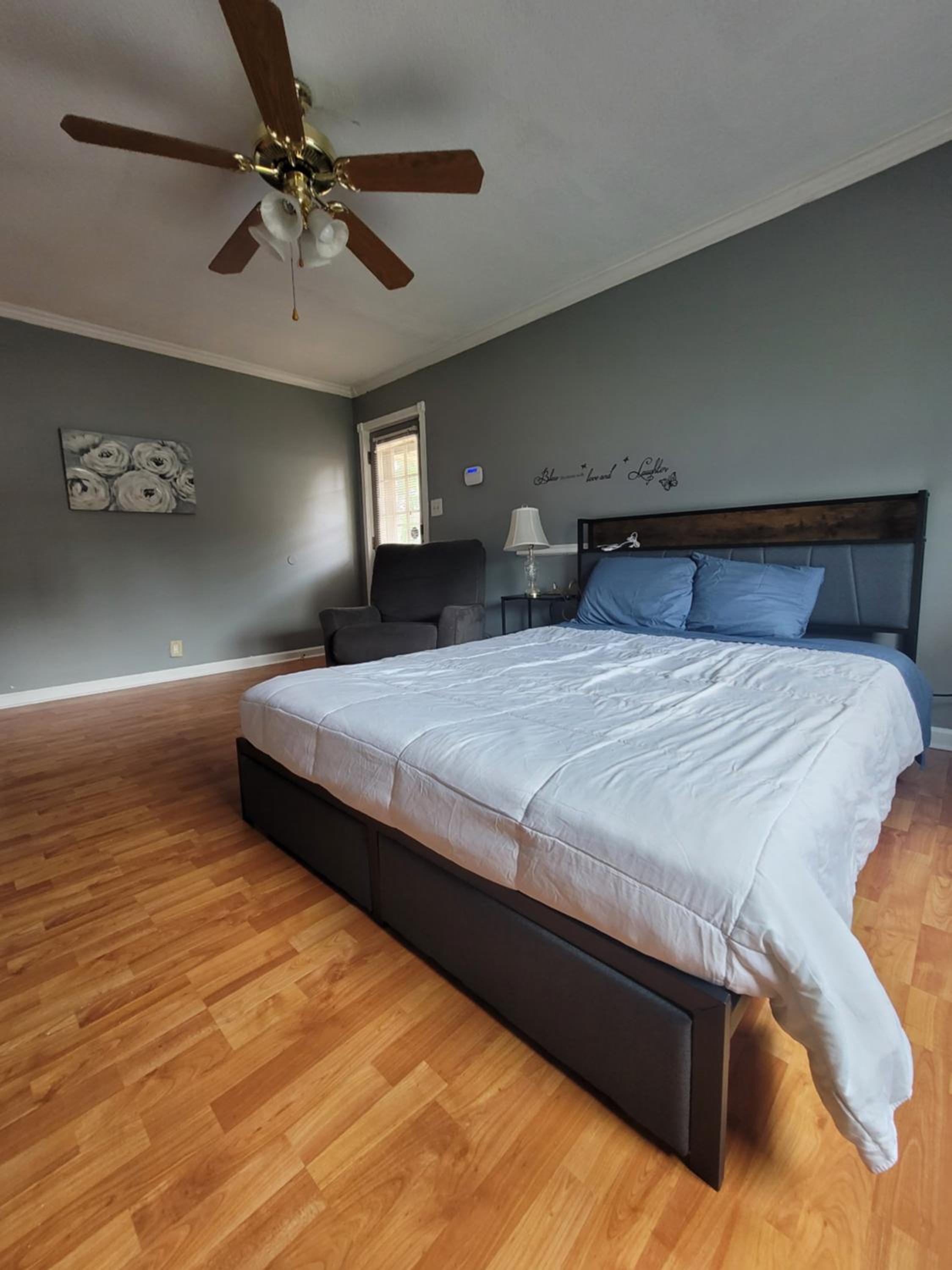 Fayetteville Vacations - 4 bd home close to Fort Liberty - Property Image 30