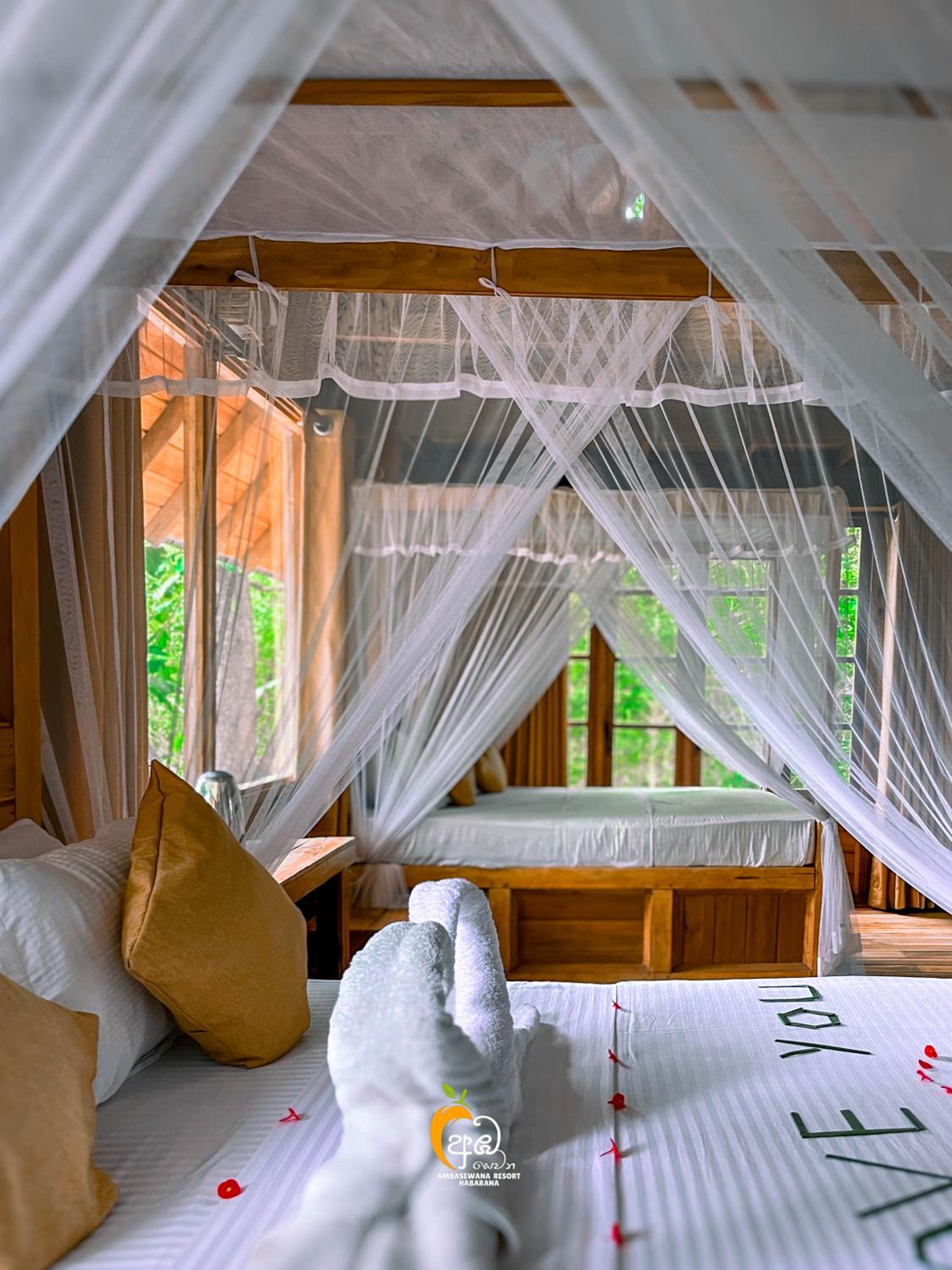 Habarana Tree House Ambasewana Resort