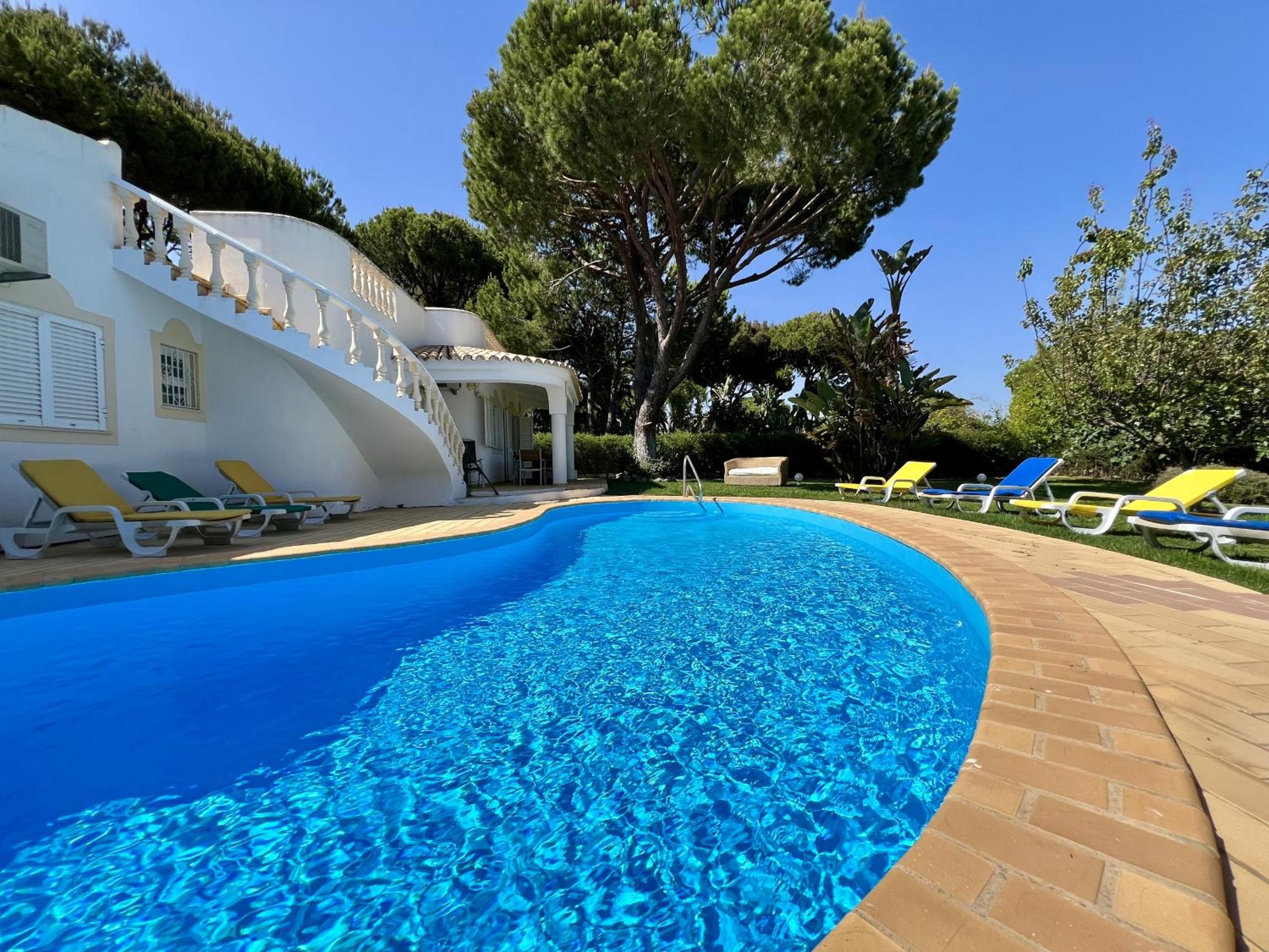 Vilamoura White House Villa With Pool by Homing view 5