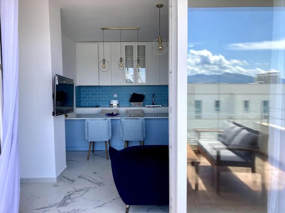 Turquoise Sea Apartment