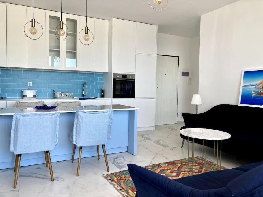Turquoise Sea Apartment