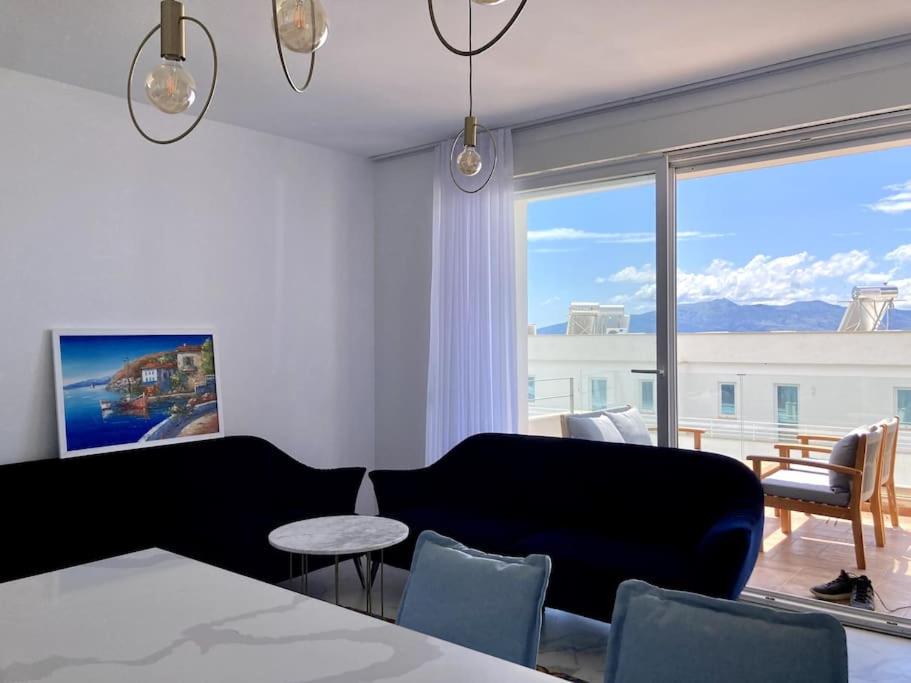 Turquoise Sea Apartment
