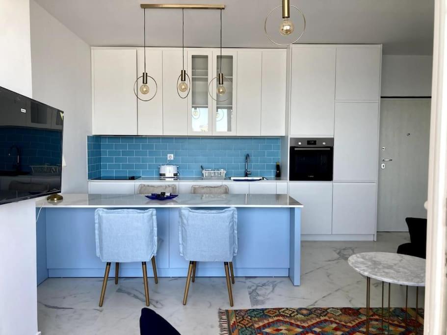 Turquoise Sea Apartment