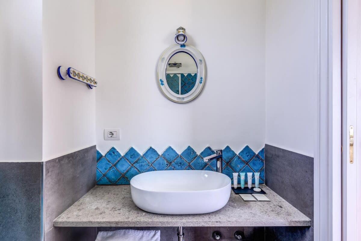 Photo 75
