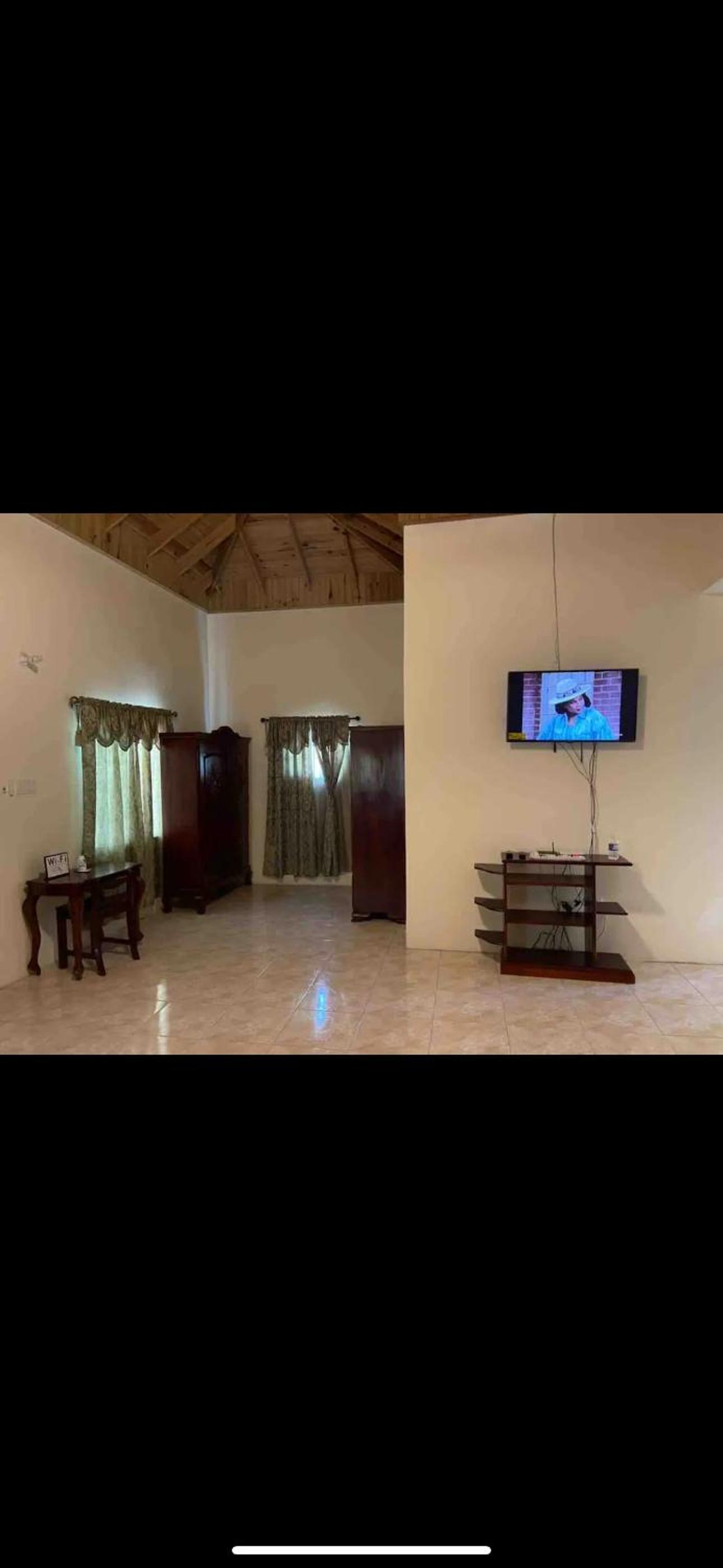 Rooms R Us view 5