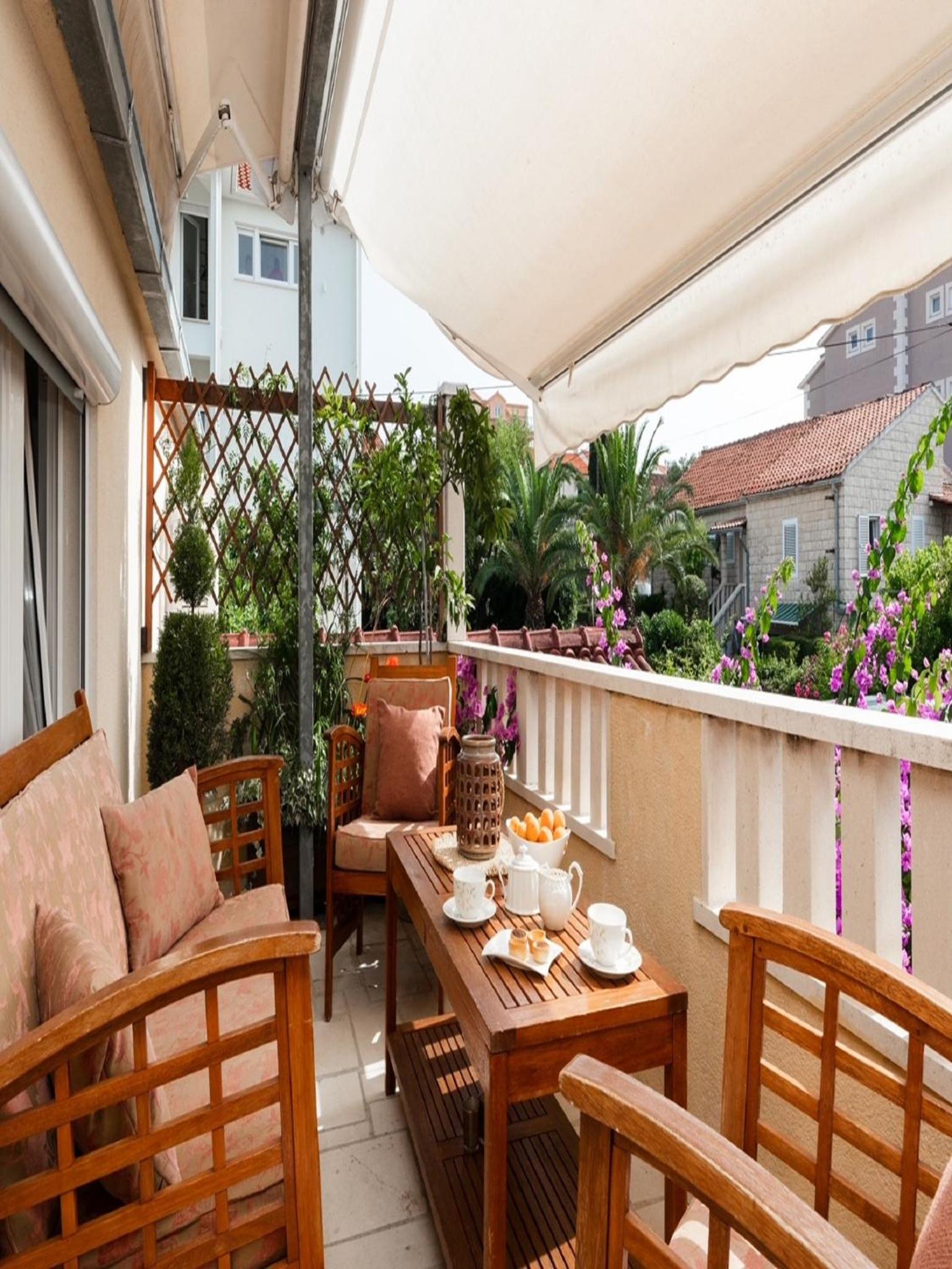 Apartments Roda