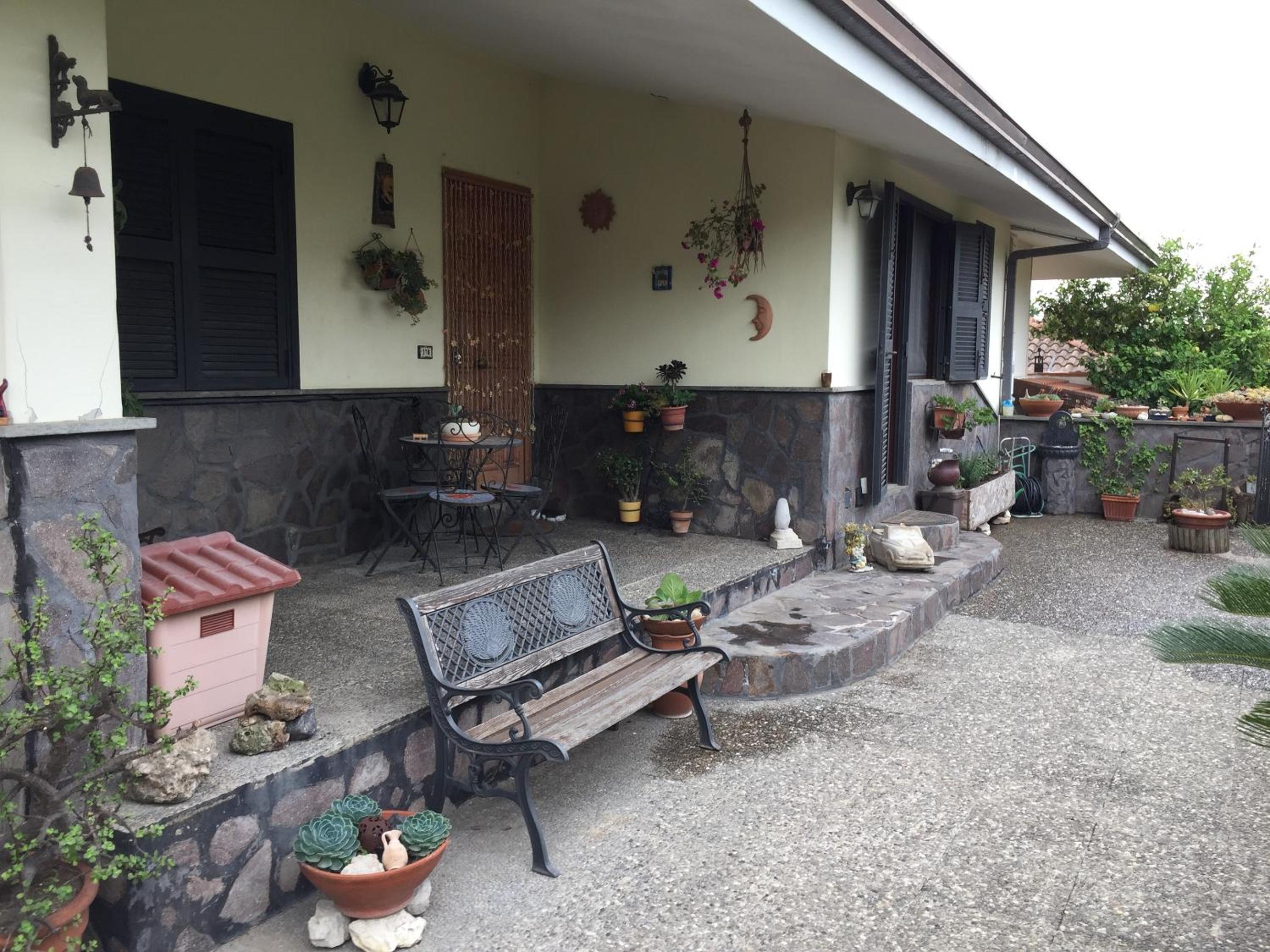 Spacious Apartment in Giugliano with private pool and terrace view 5