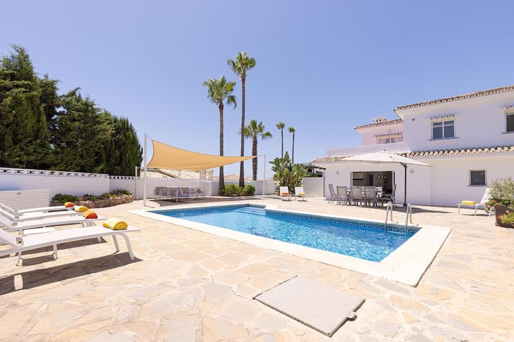 034 Luxury La Cala Villa, Private Pool and Sea Views
