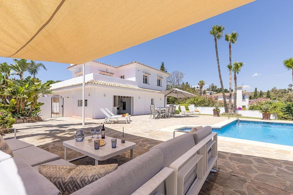 034 Luxury La Cala Villa, Private Pool and Sea Views