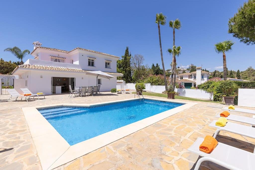 034 Luxury La Cala Villa, Private Pool and Sea Views