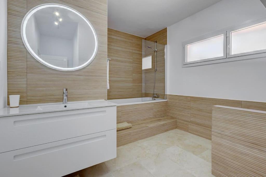 034 Luxury La Cala Villa, Private Pool and Sea Views