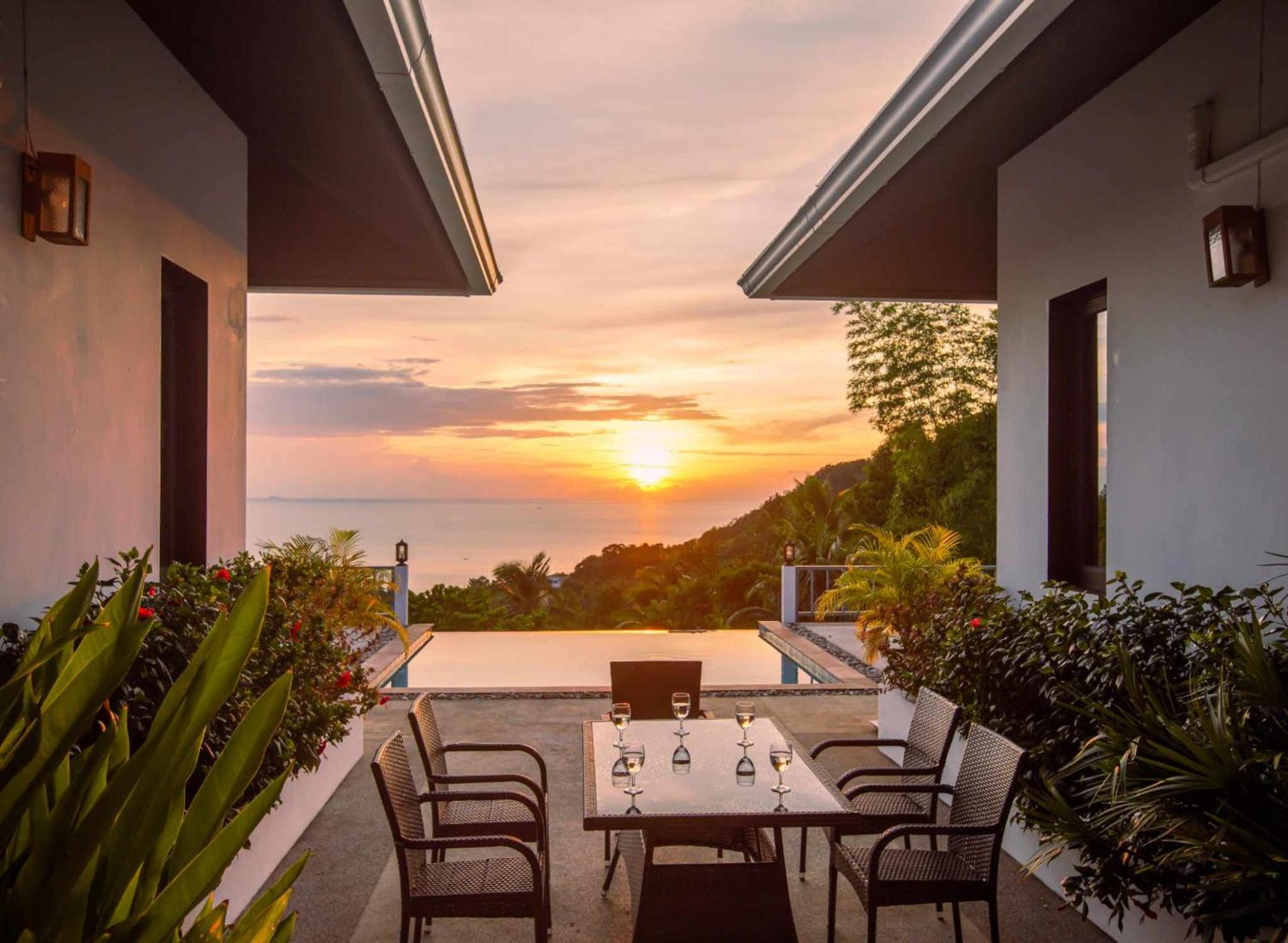 Luxurious Pool villa with great sea view
