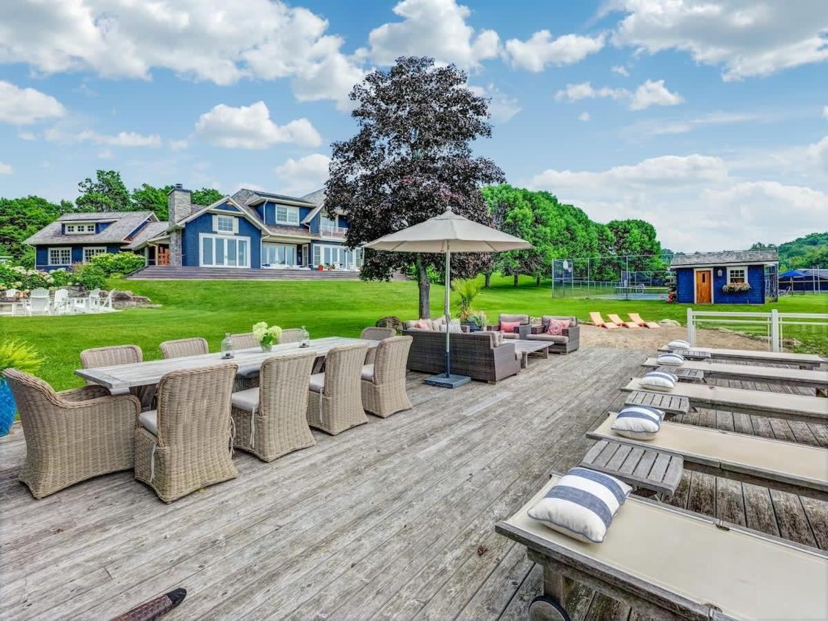 Exclusive Waterfront Getaway with Beach & Bunkie