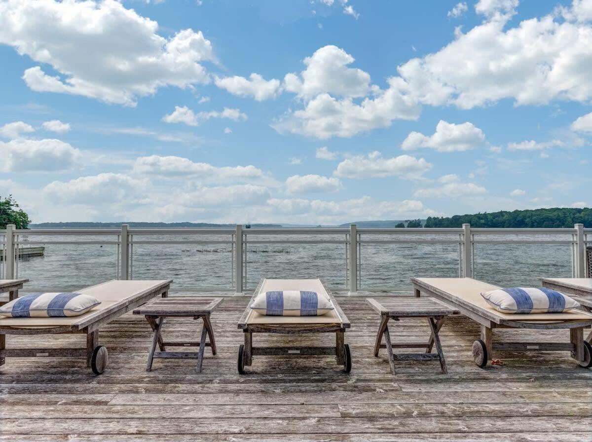 Exclusive Waterfront Getaway with Beach & Bunkie