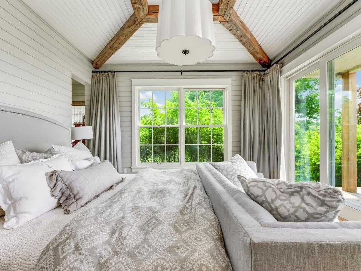 Exclusive Waterfront Getaway with Beach & Bunkie