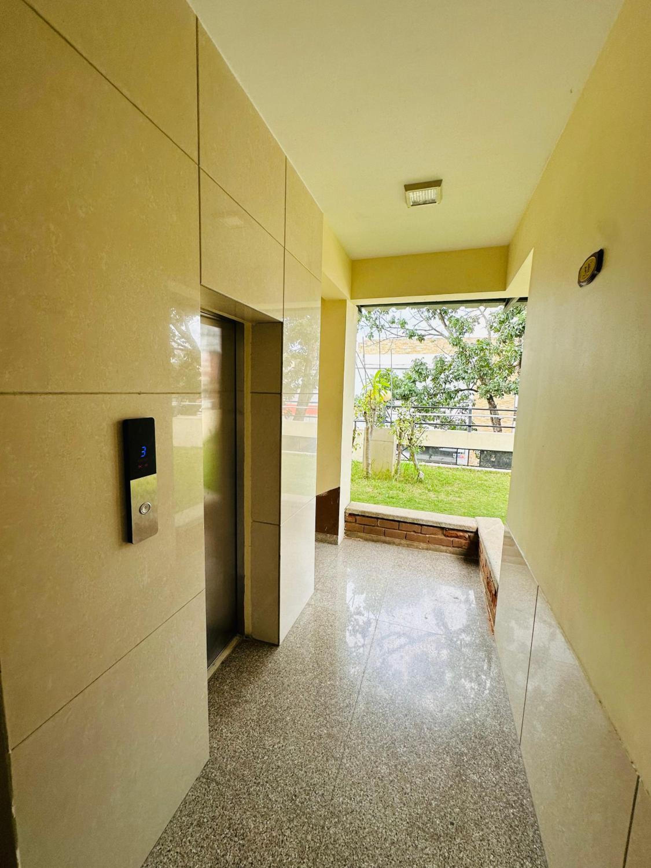 tanour lux service apartment koramangala
