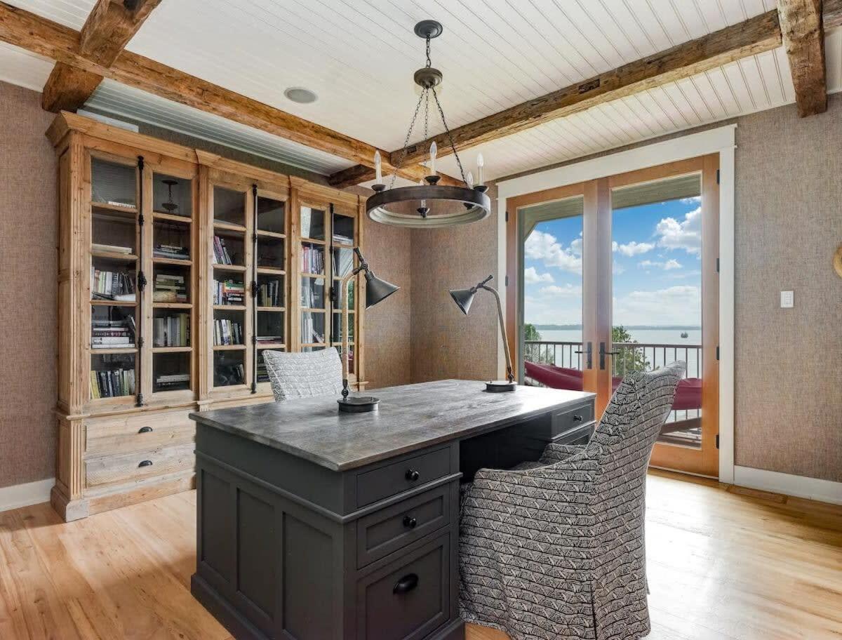 Exclusive Waterfront Getaway with Beach & Bunkie