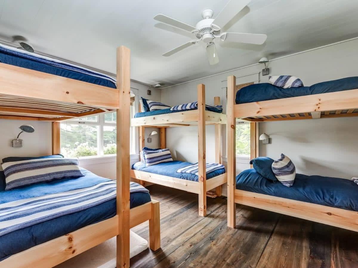 Exclusive Waterfront Getaway with Beach & Bunkie