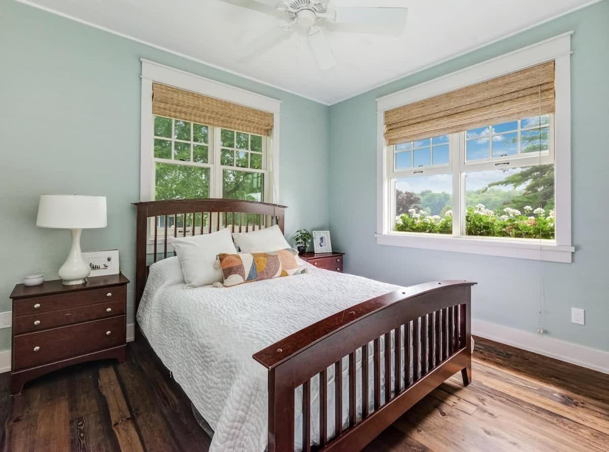Exclusive Waterfront Getaway with Beach & Bunkie