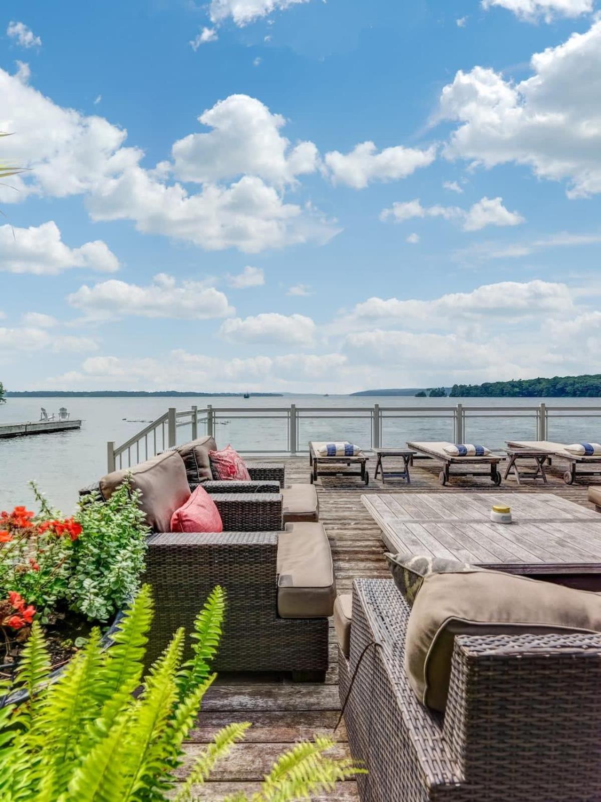 Exclusive Waterfront Getaway with Beach & Bunkie