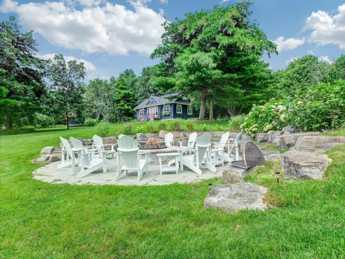 Exclusive Waterfront Getaway with Beach & Bunkie