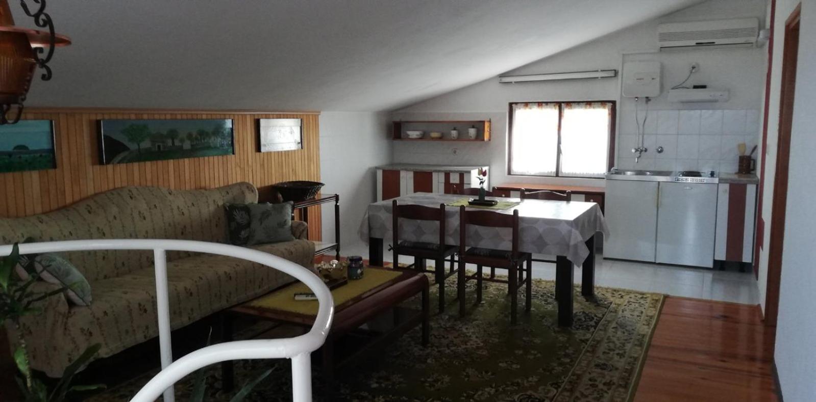Amely Apartment
