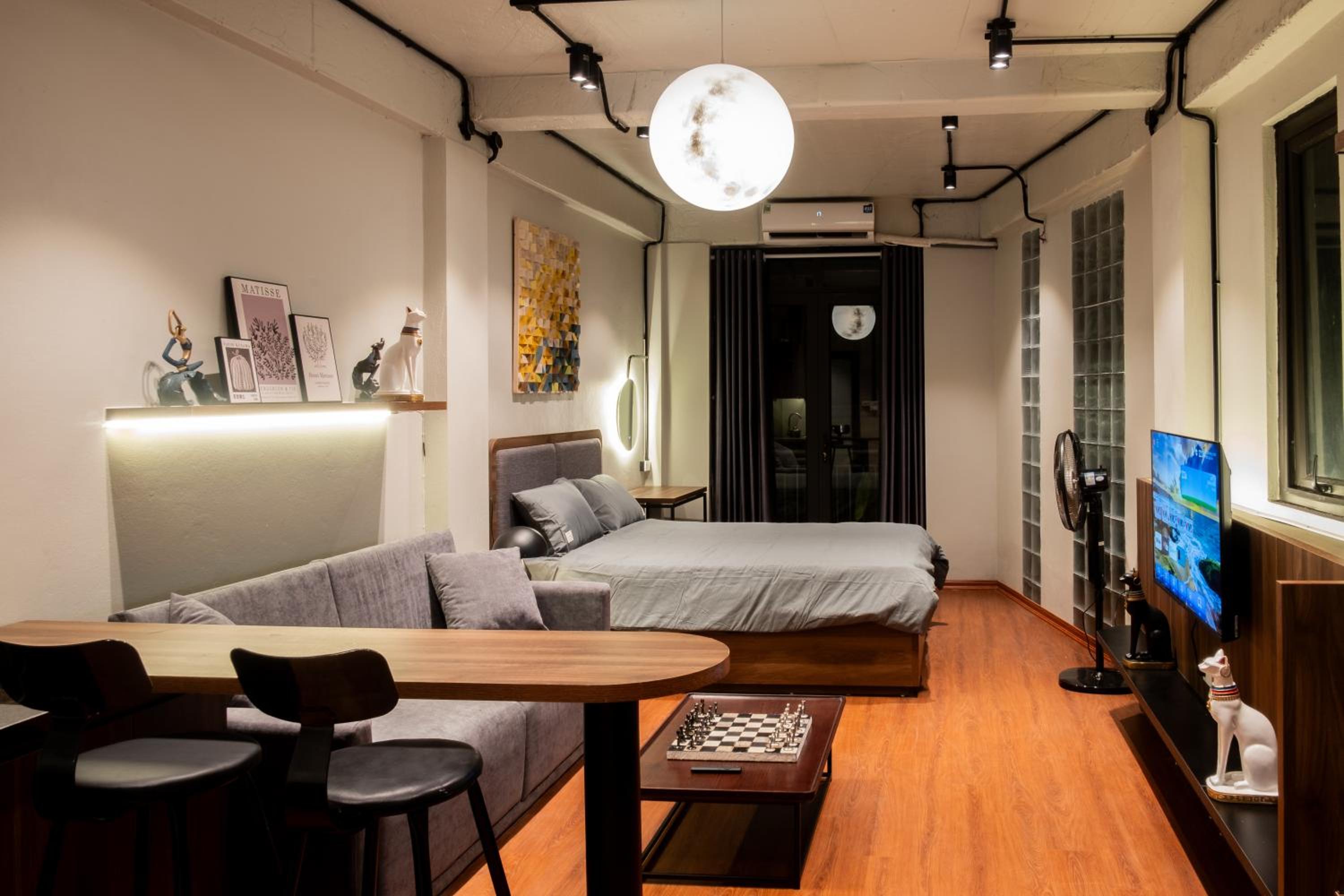 Simon Living Space