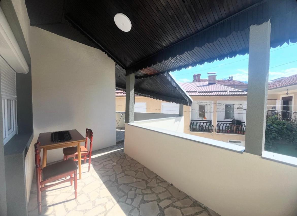 Dina Apartments