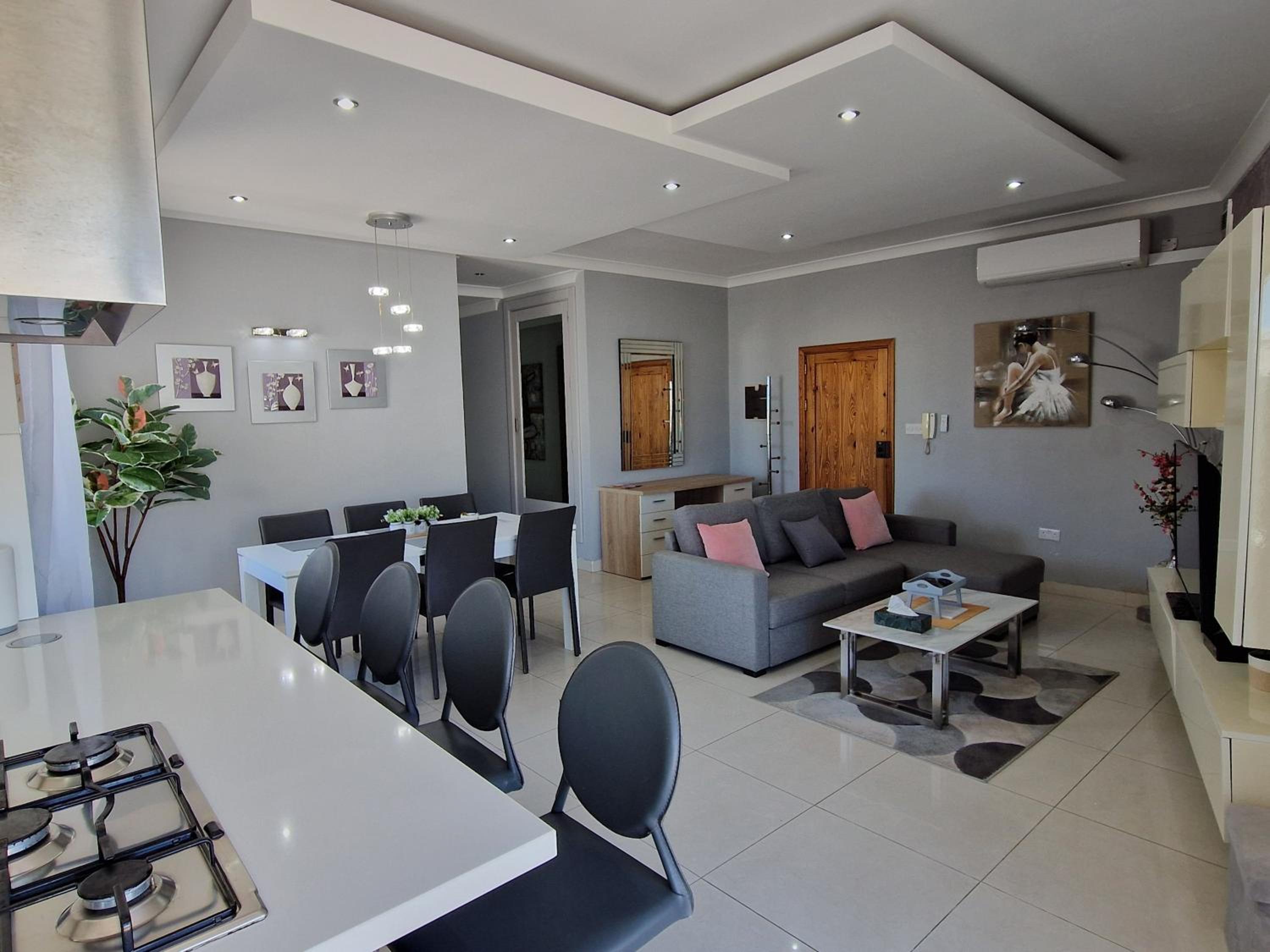 Oak Terrace - Spacious Penthouse in St Julians w Terrace and BBQ Grill photo 2
