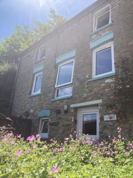 Picturesque costal cottage, quite and peaceful view 3