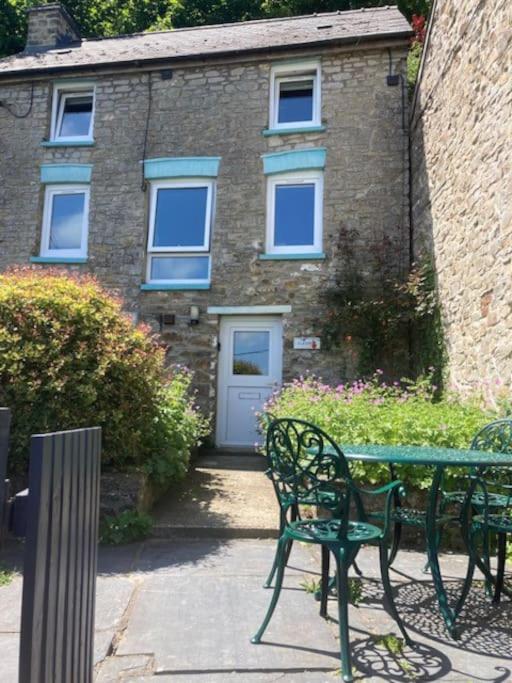 Picturesque costal cottage, quite and peaceful view 4