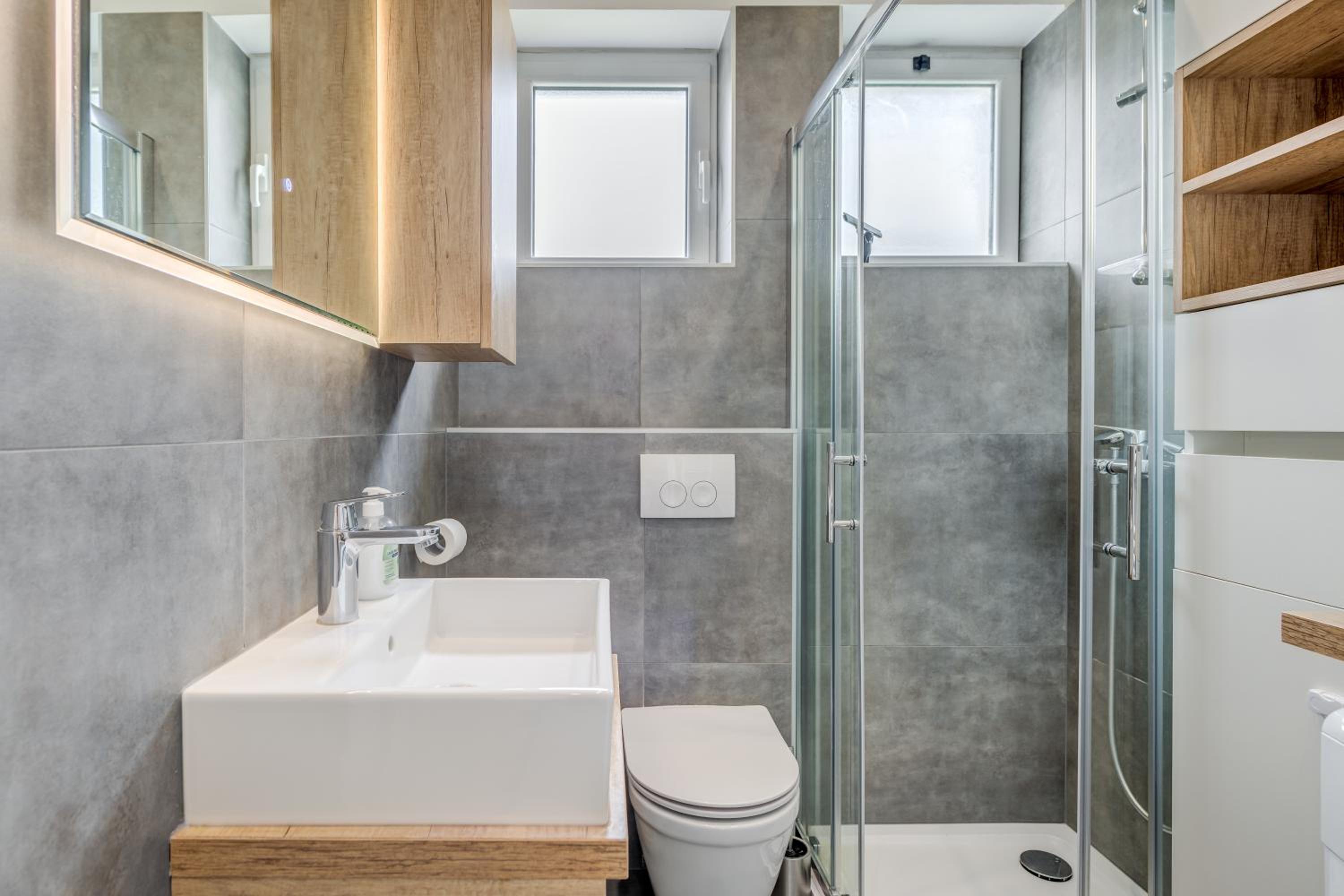 Mambo 1-Bedroom Luxury Apartment - Downtown photo 5