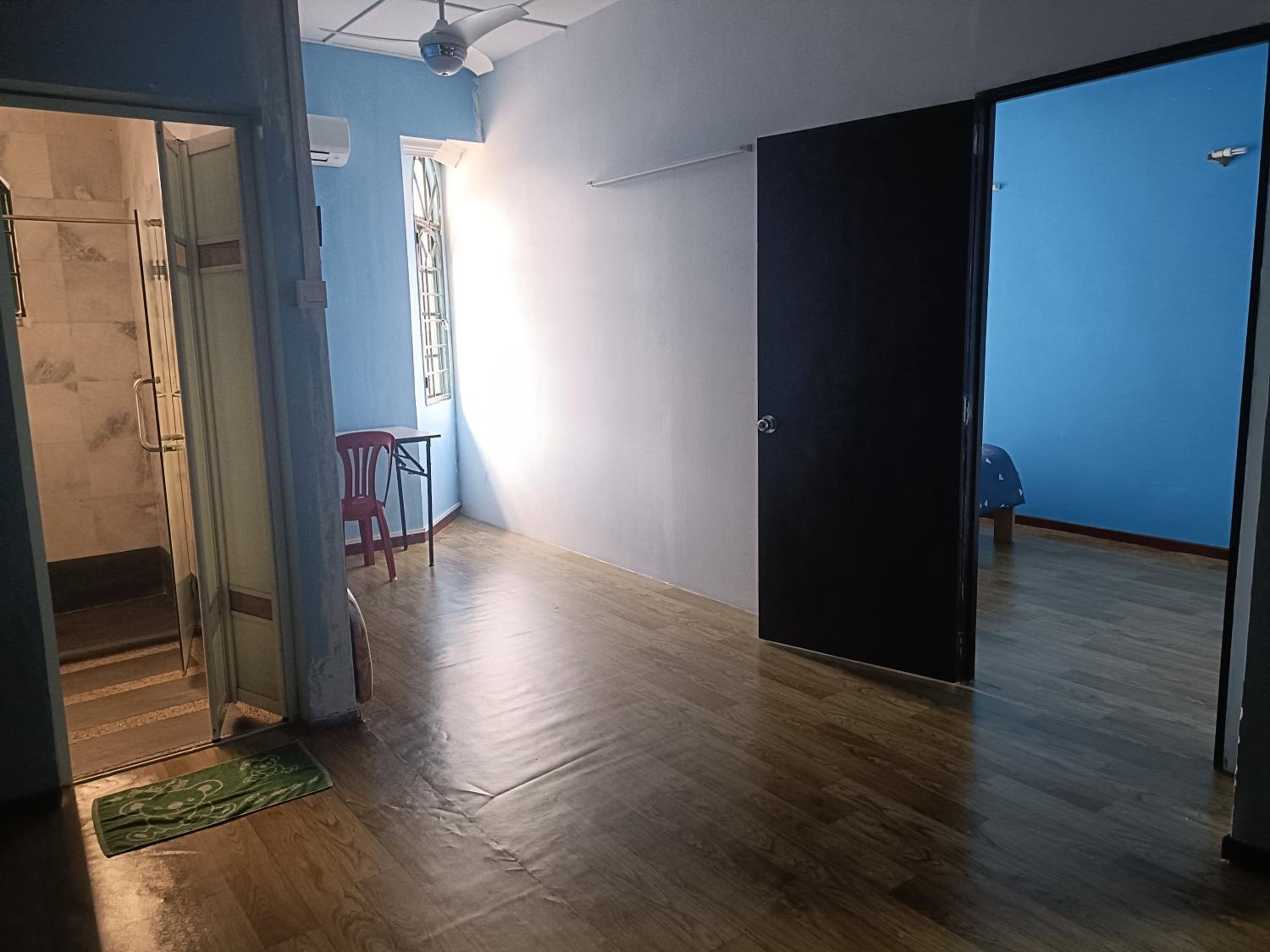 Sungai Long Homestay