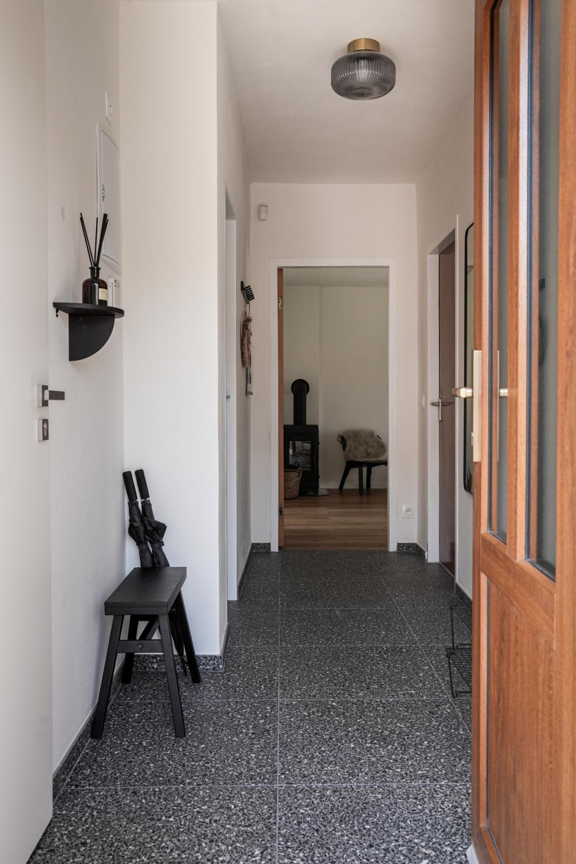 Celý apartmán v rodinném domě s vanou a krbem