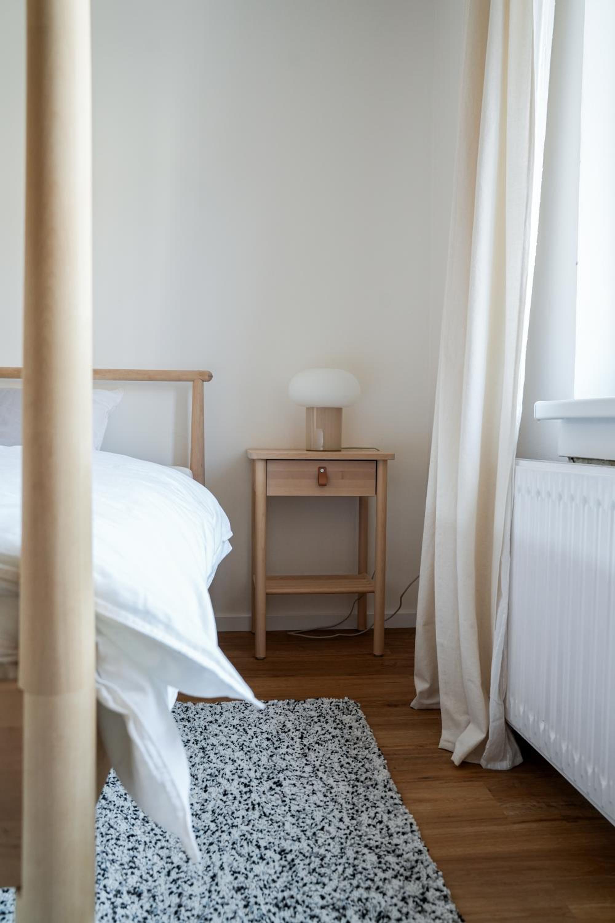 Celý apartmán v rodinném domě s vanou a krbem