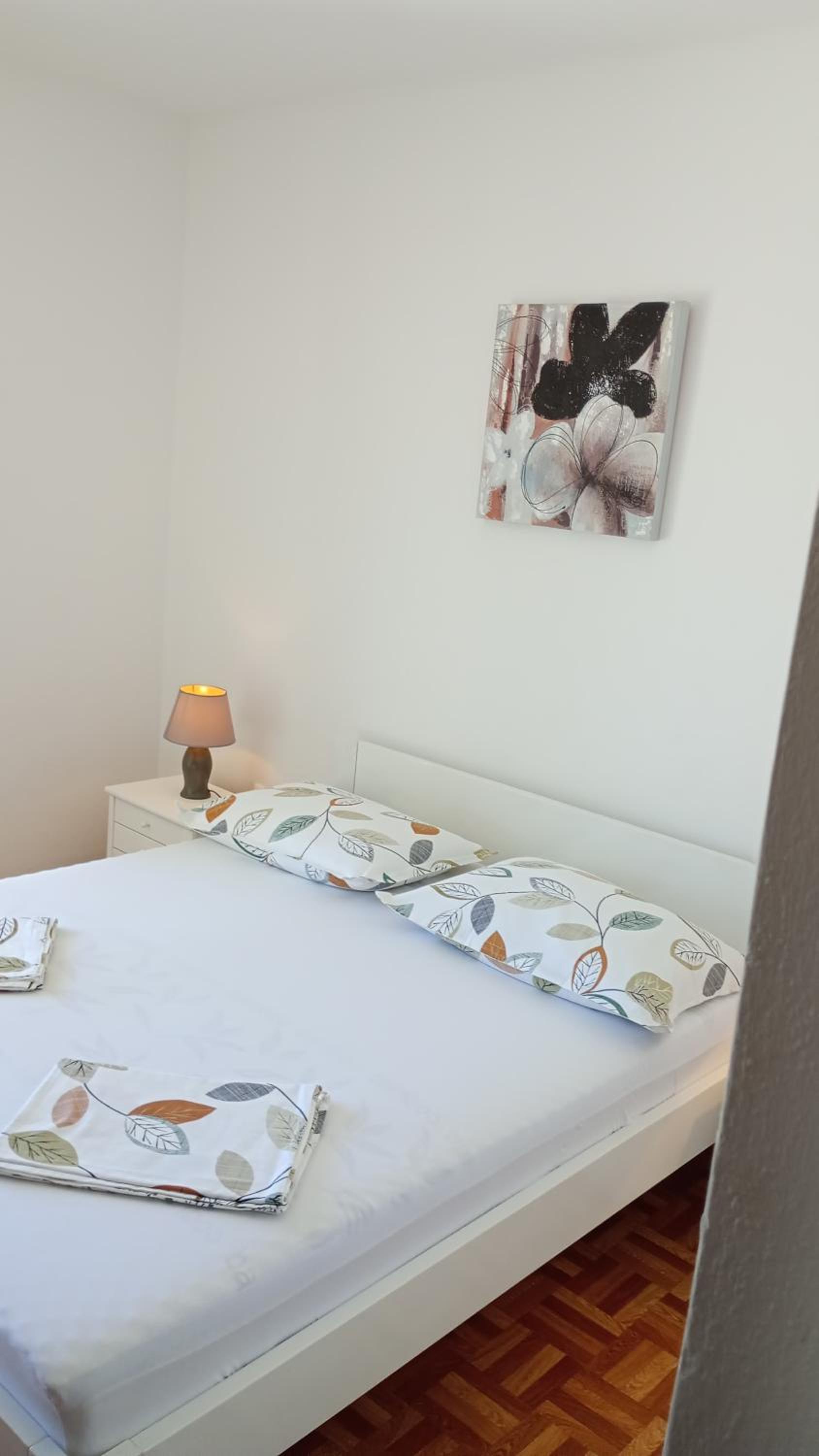 Beachfront apartments Ljubljeva