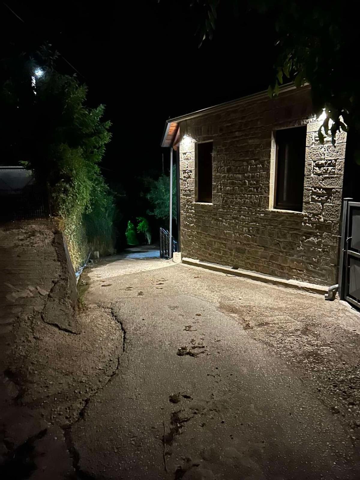 Stonehouse Karidis