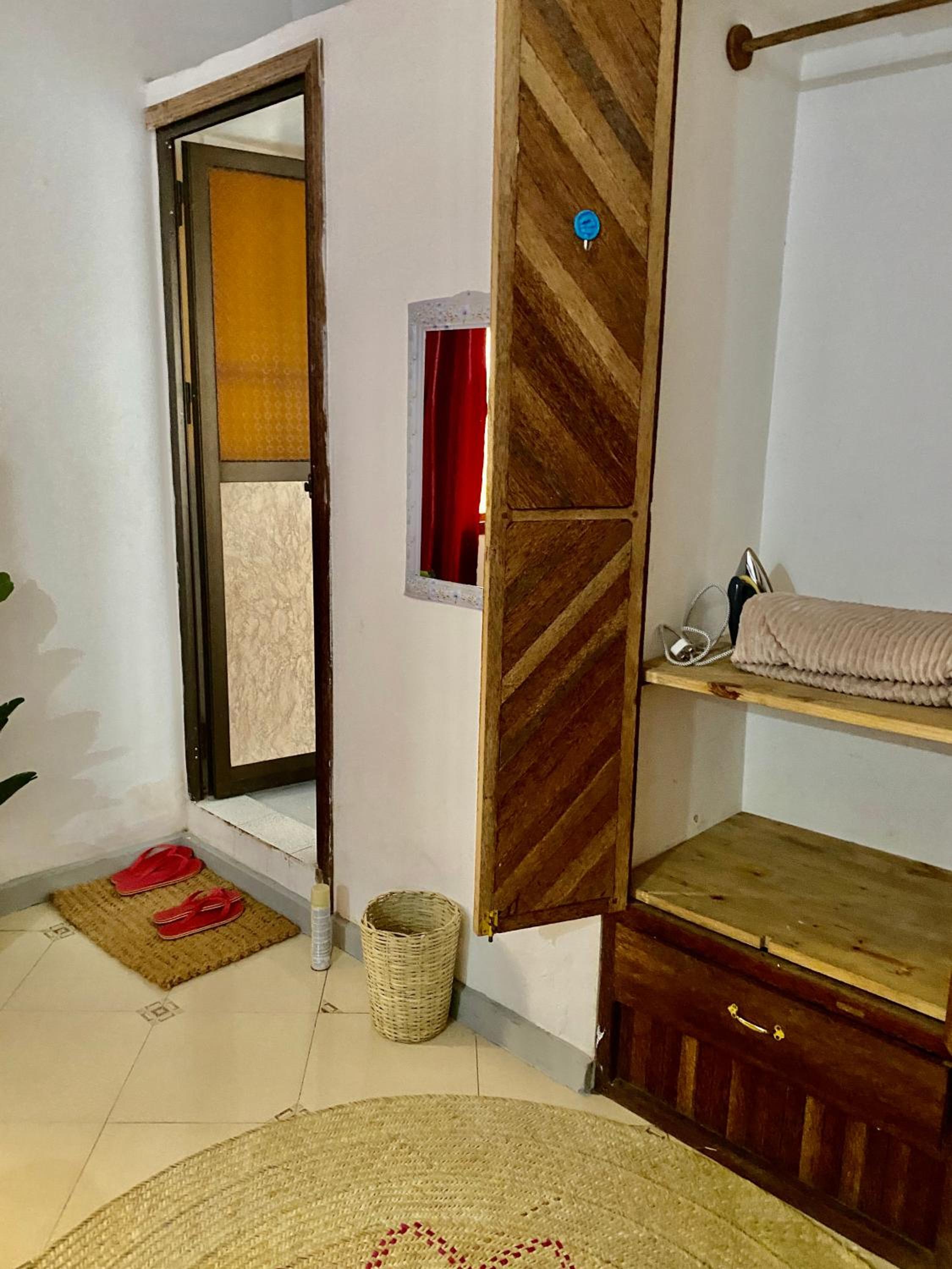 Nomad Cave- Stonetown view 4