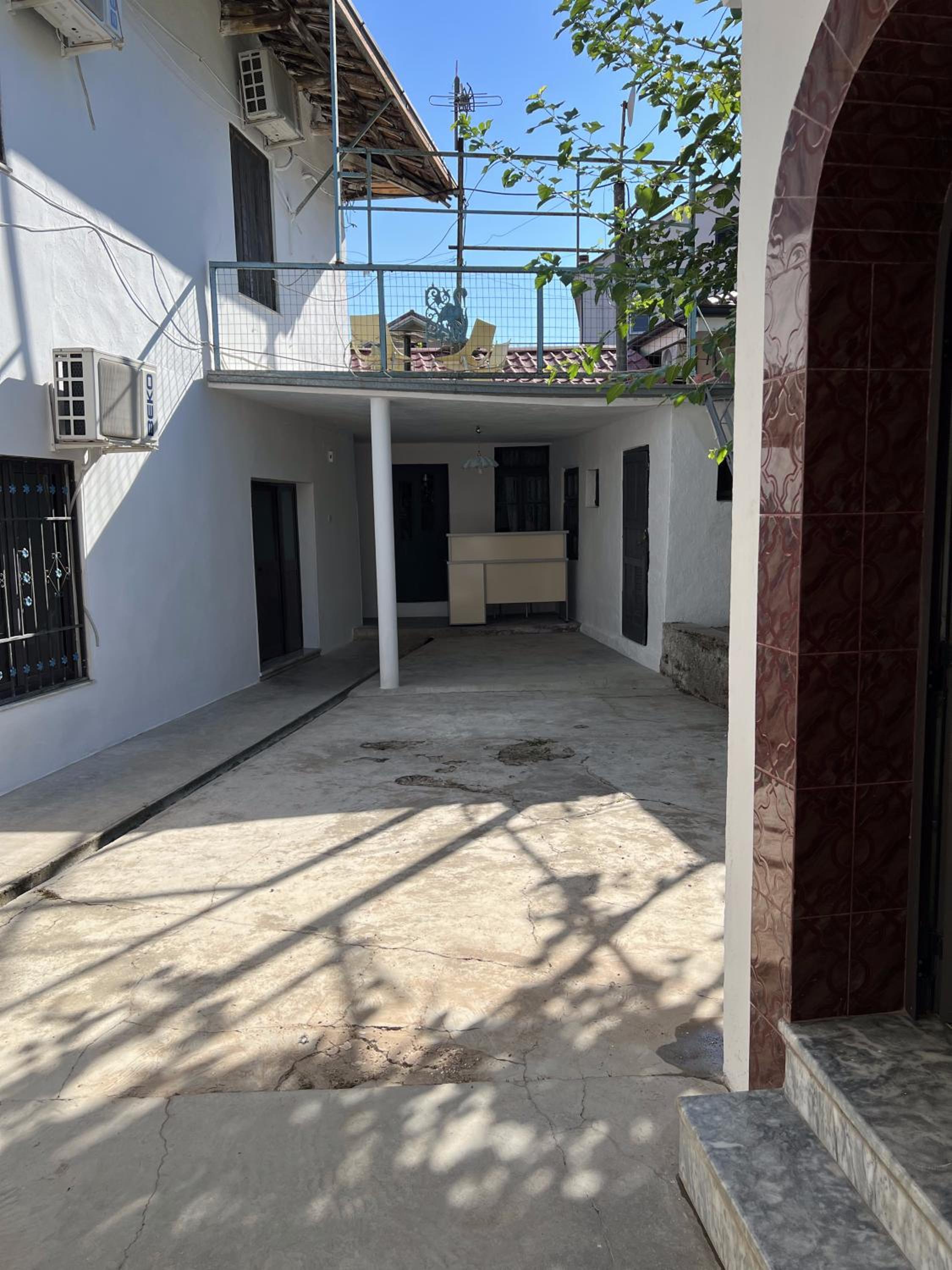 oneTwoSleep GuestHouse