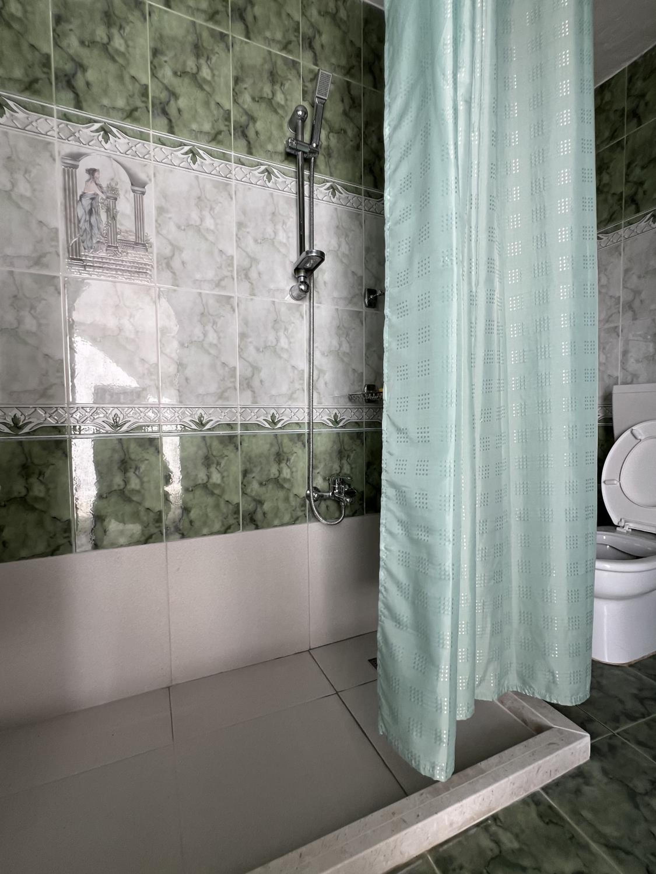 oneTwoSleep GuestHouse