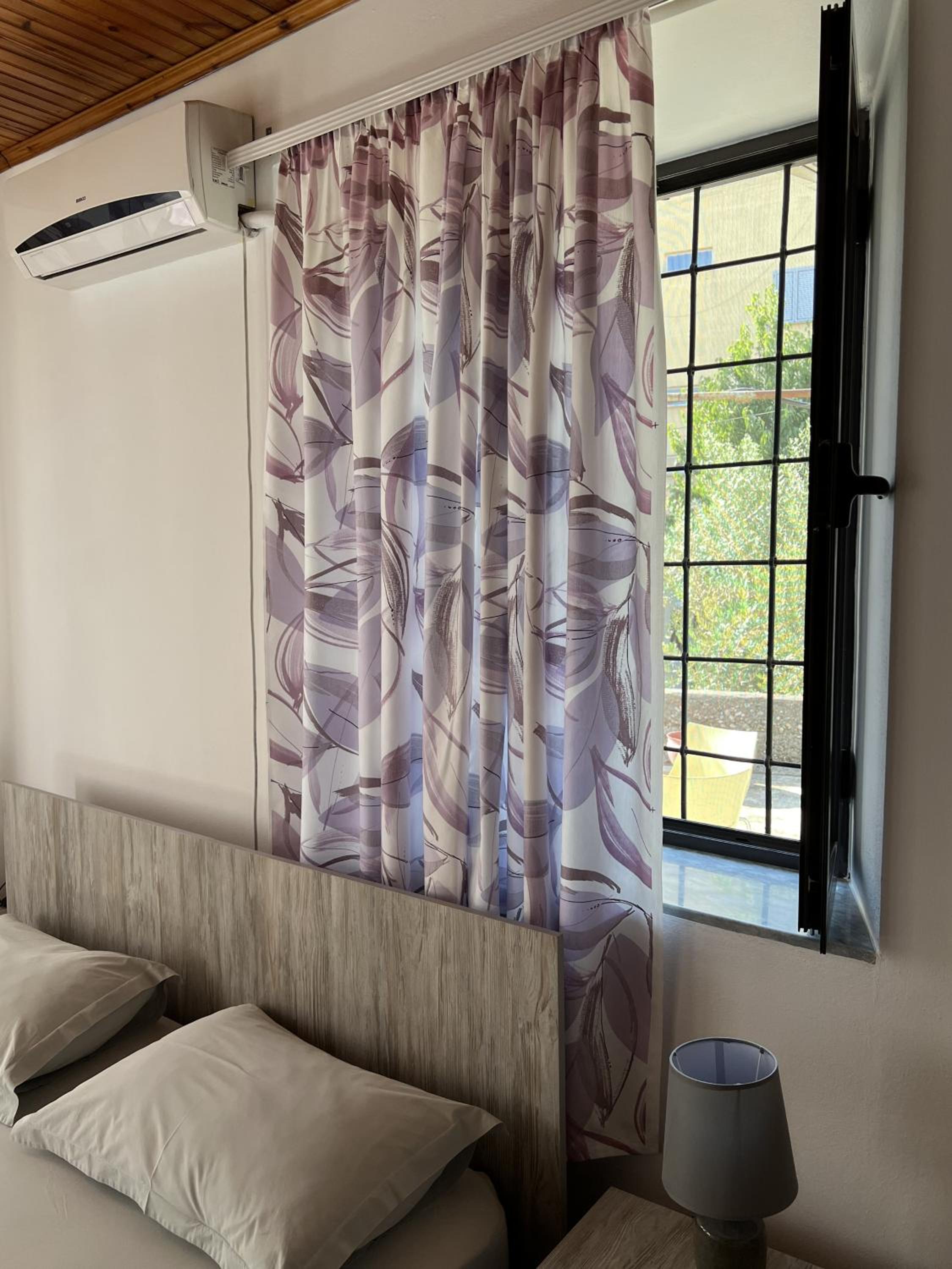 oneTwoSleep GuestHouse