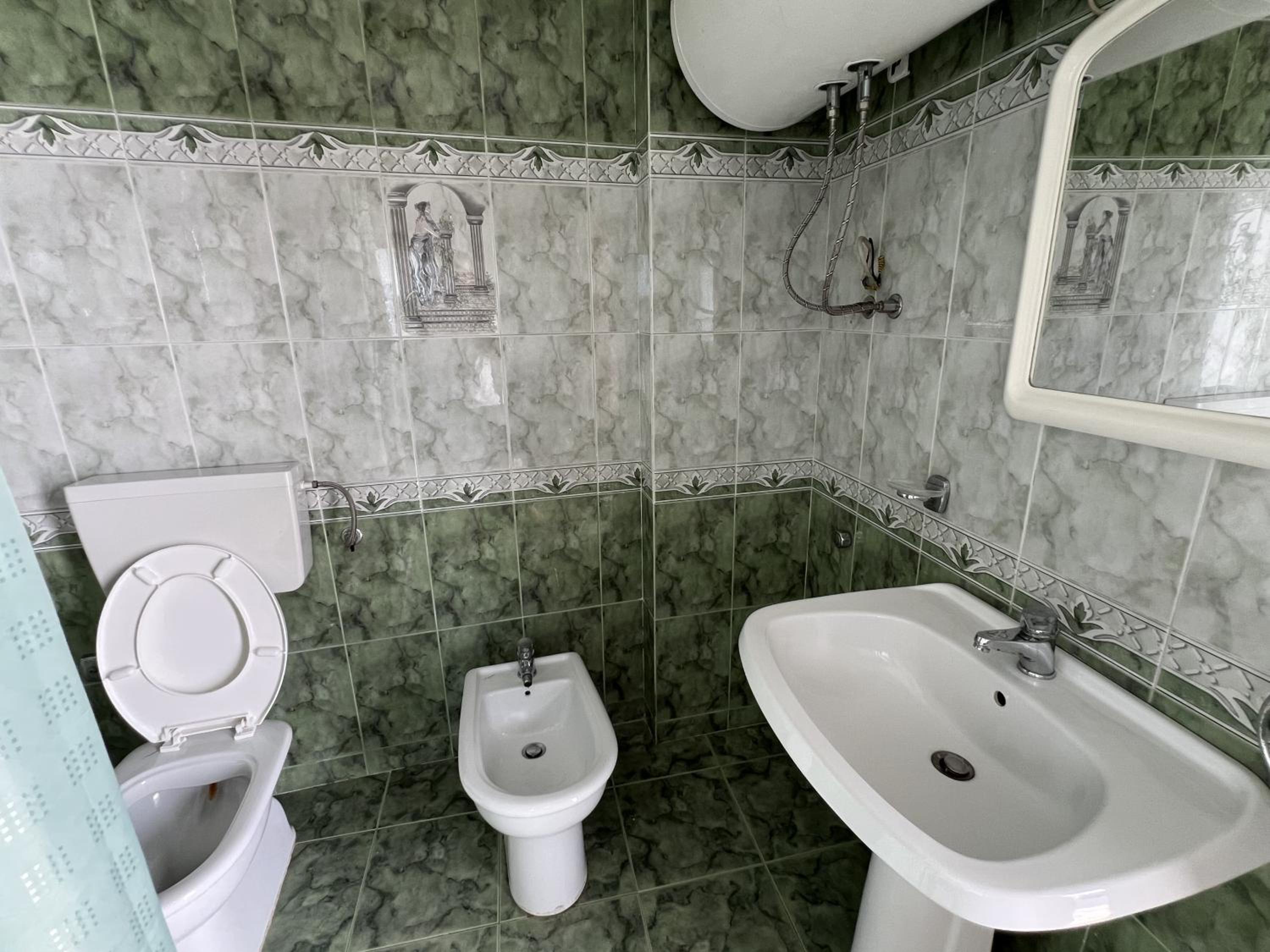 oneTwoSleep GuestHouse