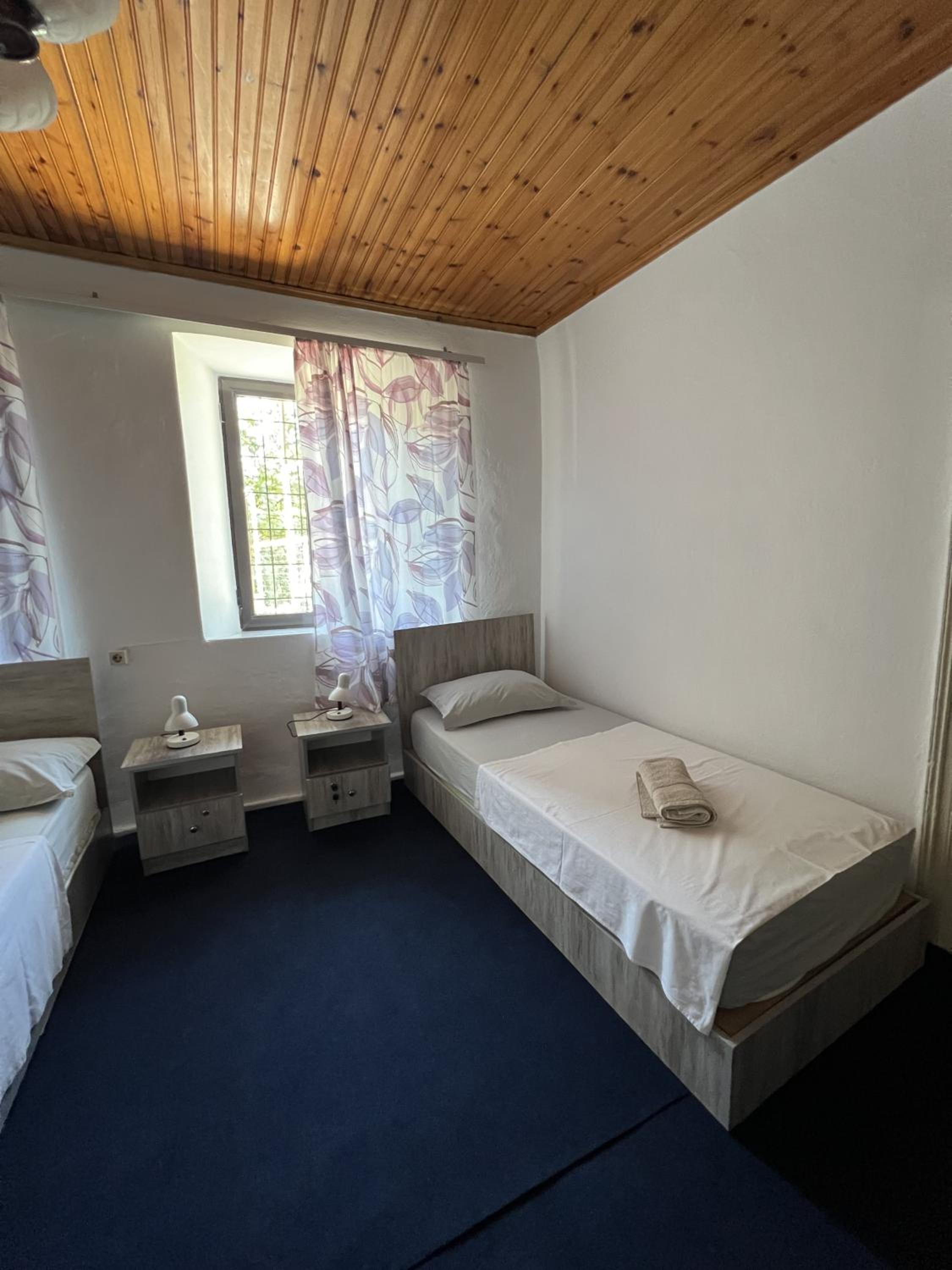 oneTwoSleep GuestHouse