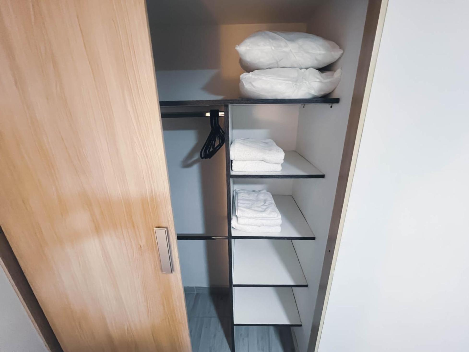 Comodo y amplio apartamento en Laureles
