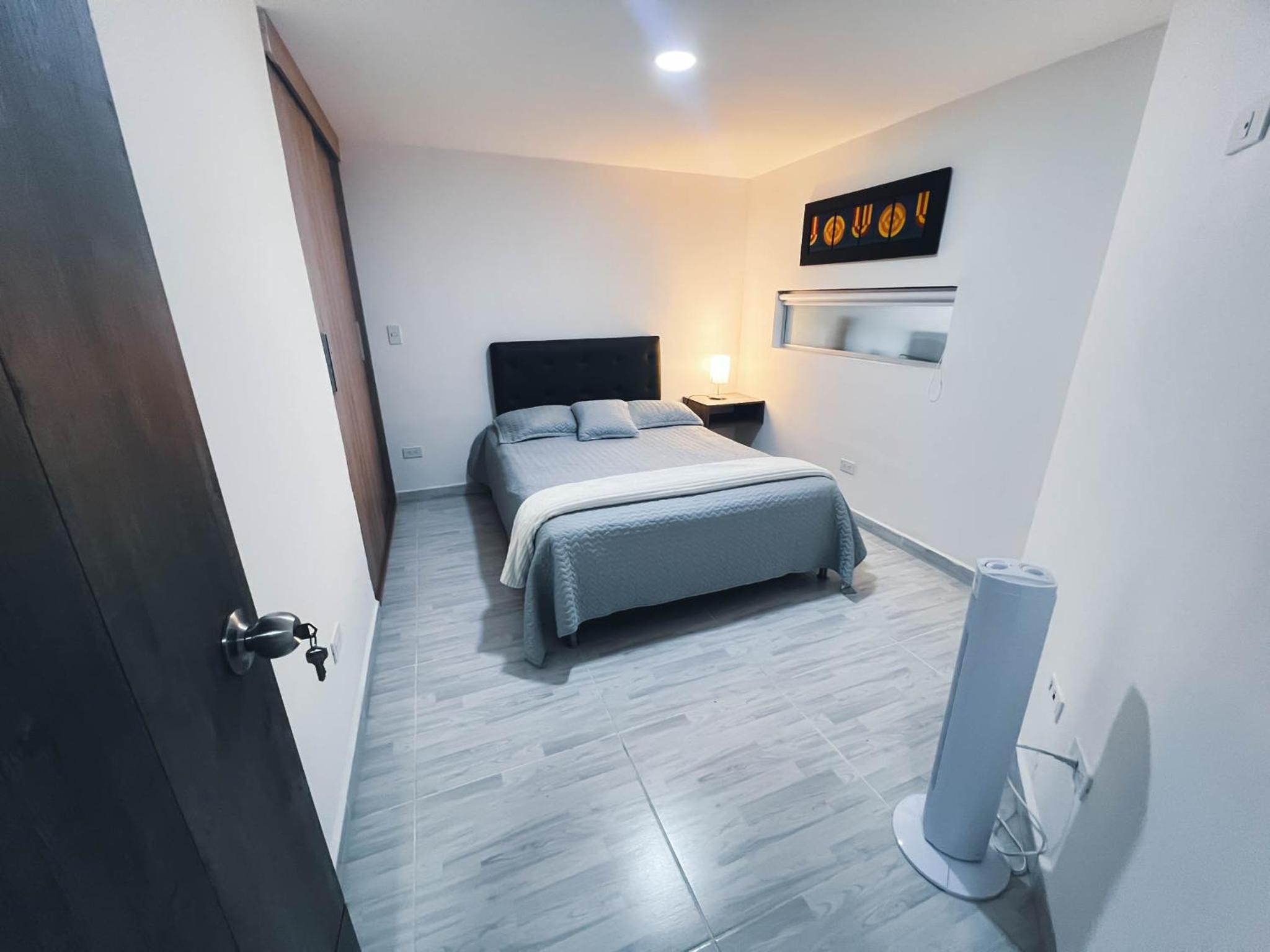 Comodo y amplio apartamento en Laureles