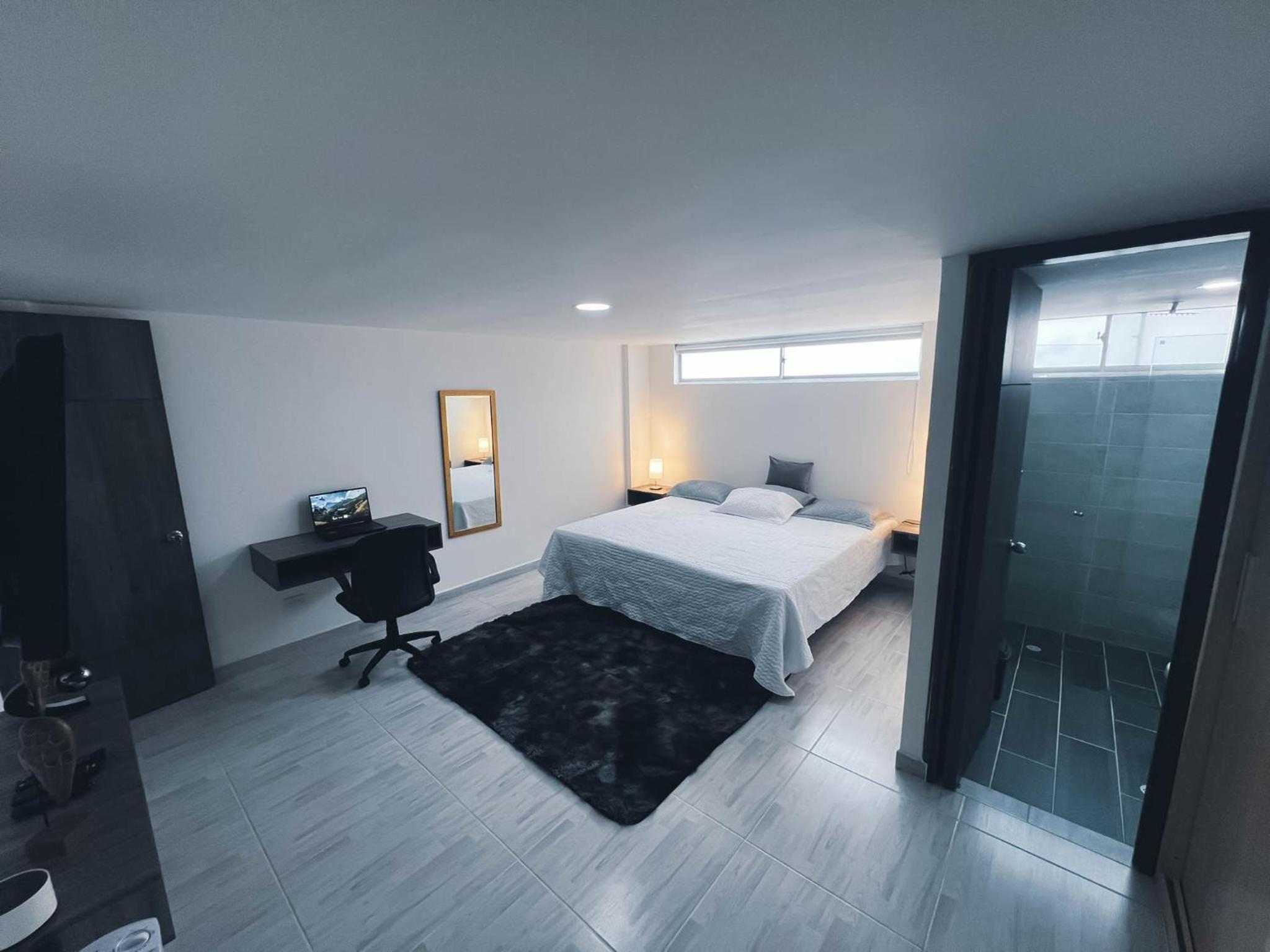 Comodo y amplio apartamento en Laureles