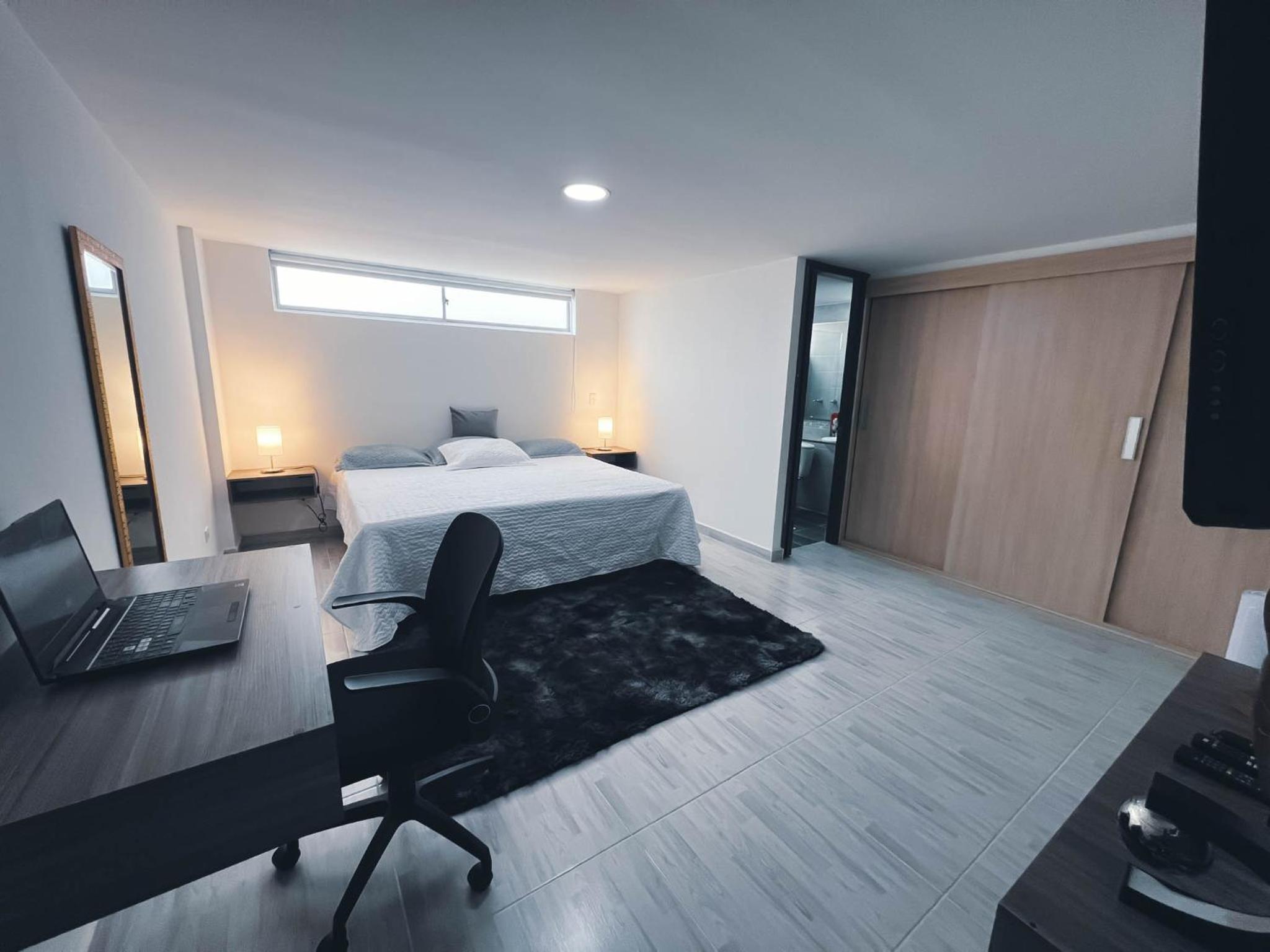 Comodo y amplio apartamento en Laureles