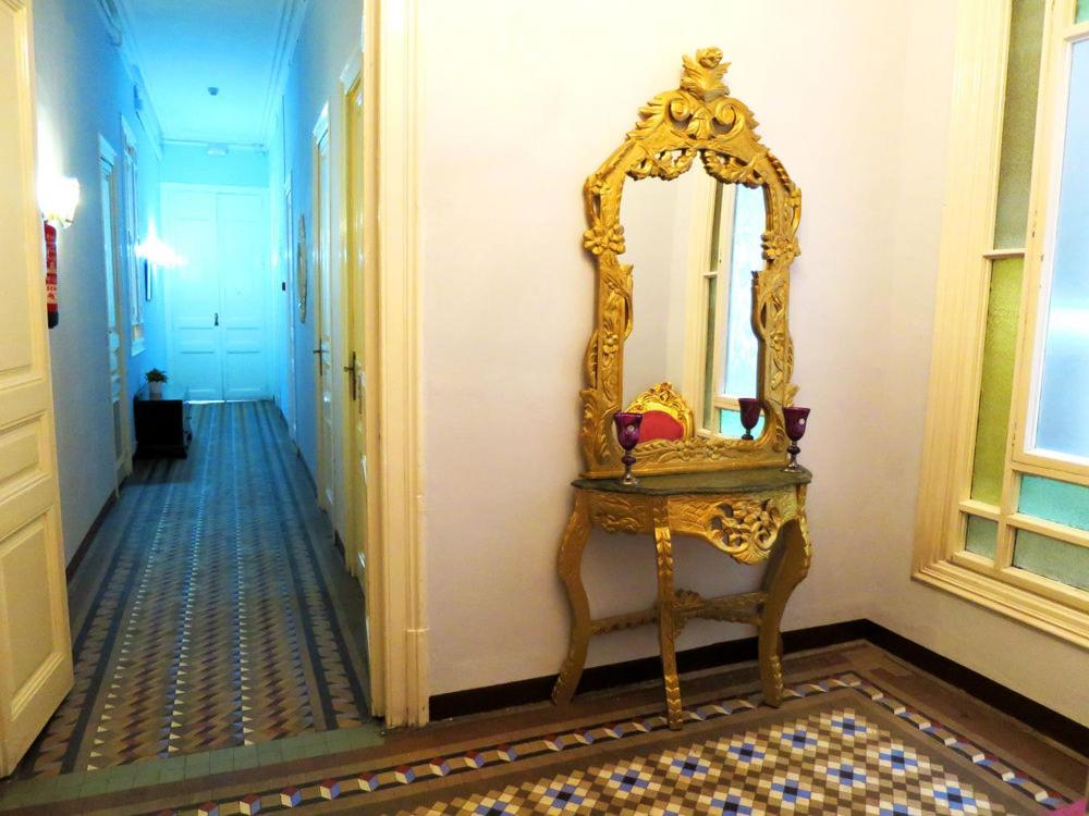 Hostal Balmes Centro