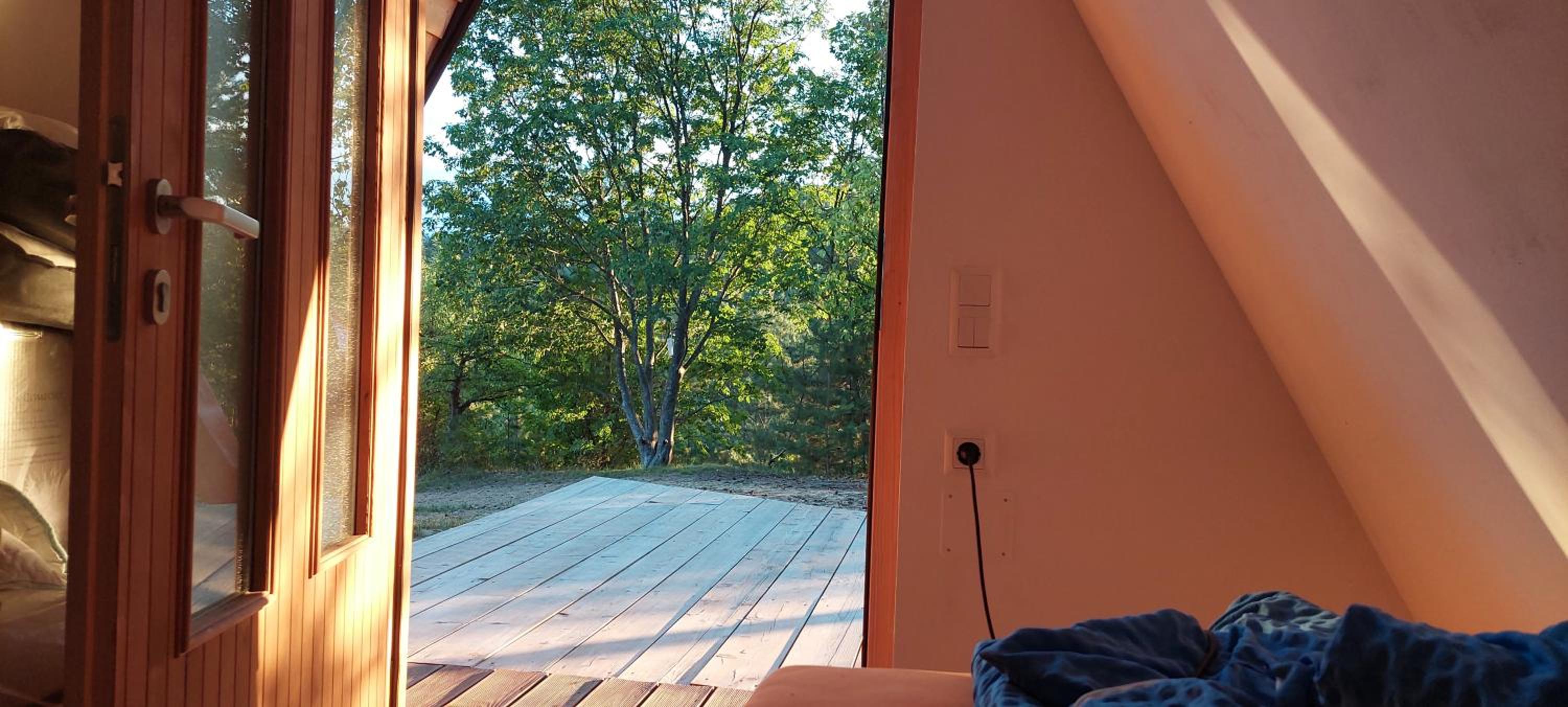 Glamping Volčji tabor - zavetje tišine sredi gozda