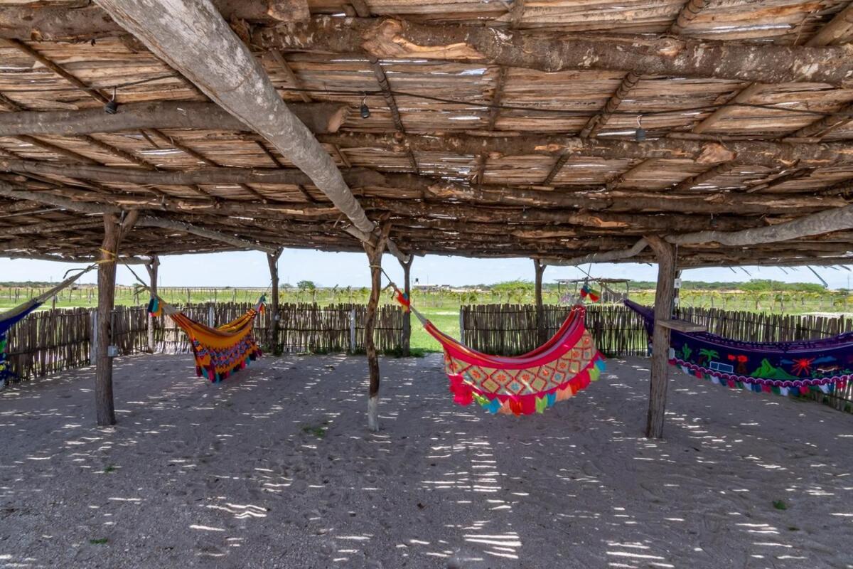 New Espectacular Villa Cabana en la playa